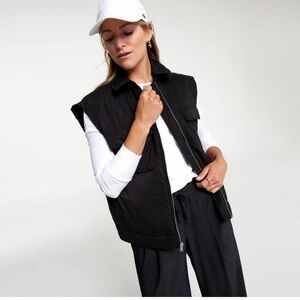 CALIA by Carrie Underwood Black Puffer Vest XS NWT